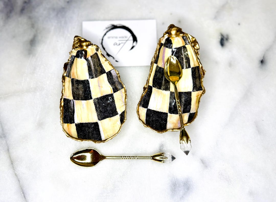 Checquered Shell Pair of Black Pearl Chequered Oyster Shell Salt & Pepper Pinch Pots ...