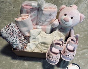 Newborn Baby Gift Box, Ultra-Soft Clothes, Blanket, Shoes, Bear, Bath Towels