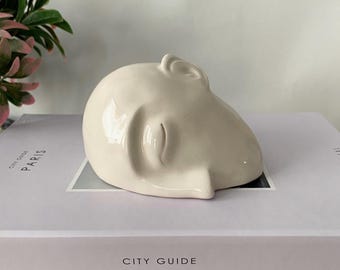 手作りのアンティーク調陶器の花瓶：レッドオキサイドの職人による陶器