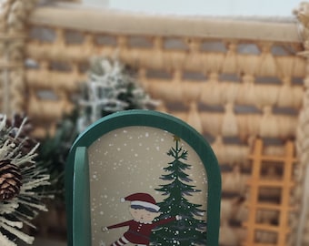 Nos jolis « Porte magique passage du Petit-lutin» - lutin farceur - porte en bois - décoration noël