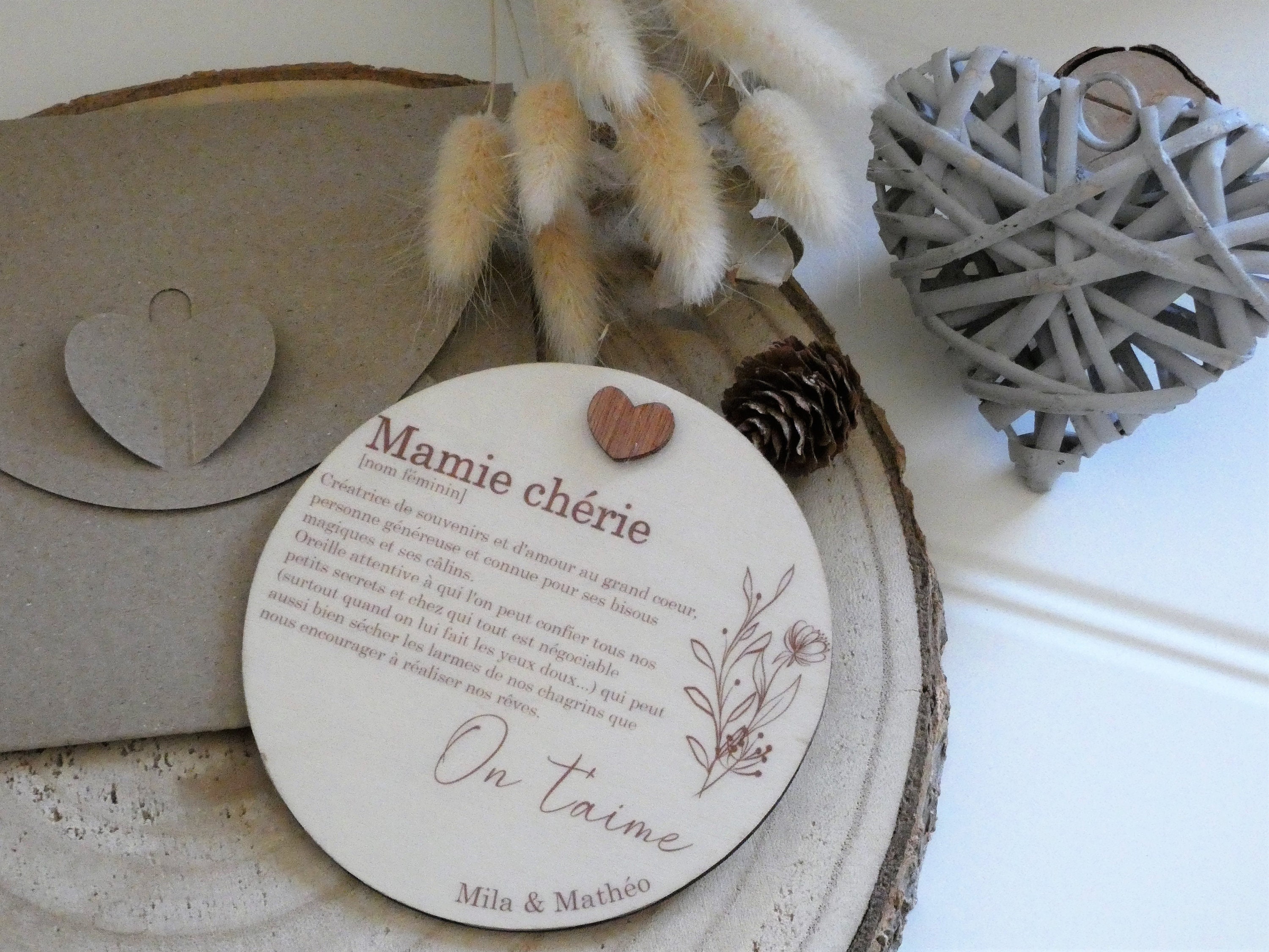 Nos Jolis Médaillons Mamie en Bois Personnalisé - Cadeau Affiche Personnalisée