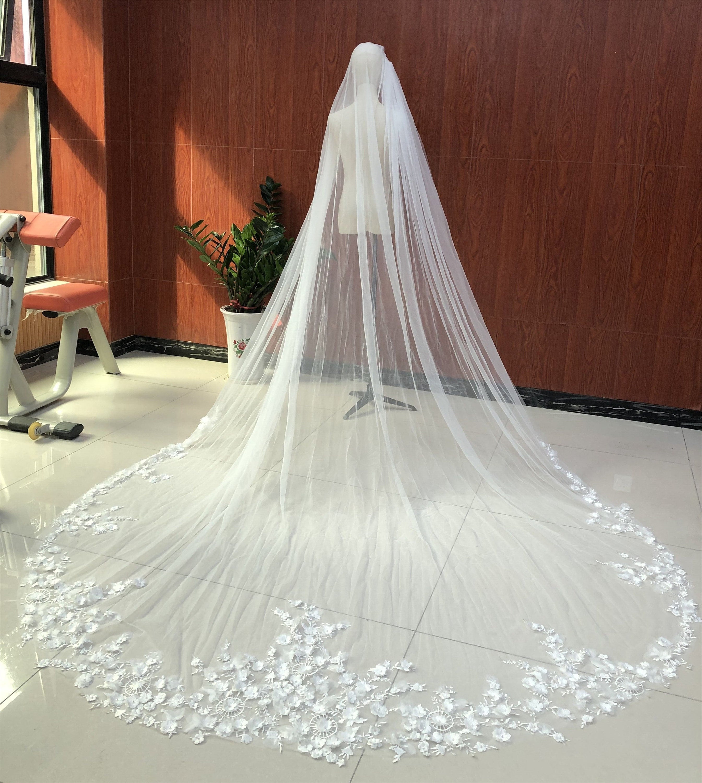 New Handmade White/Ivory 1 Tier Applique Lace 0.9M Fingertip Wedding Bride Veil 