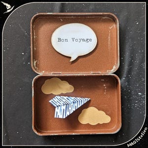 Boîte à message pour voyageur, origami avion, abracadabra, boîte diorama