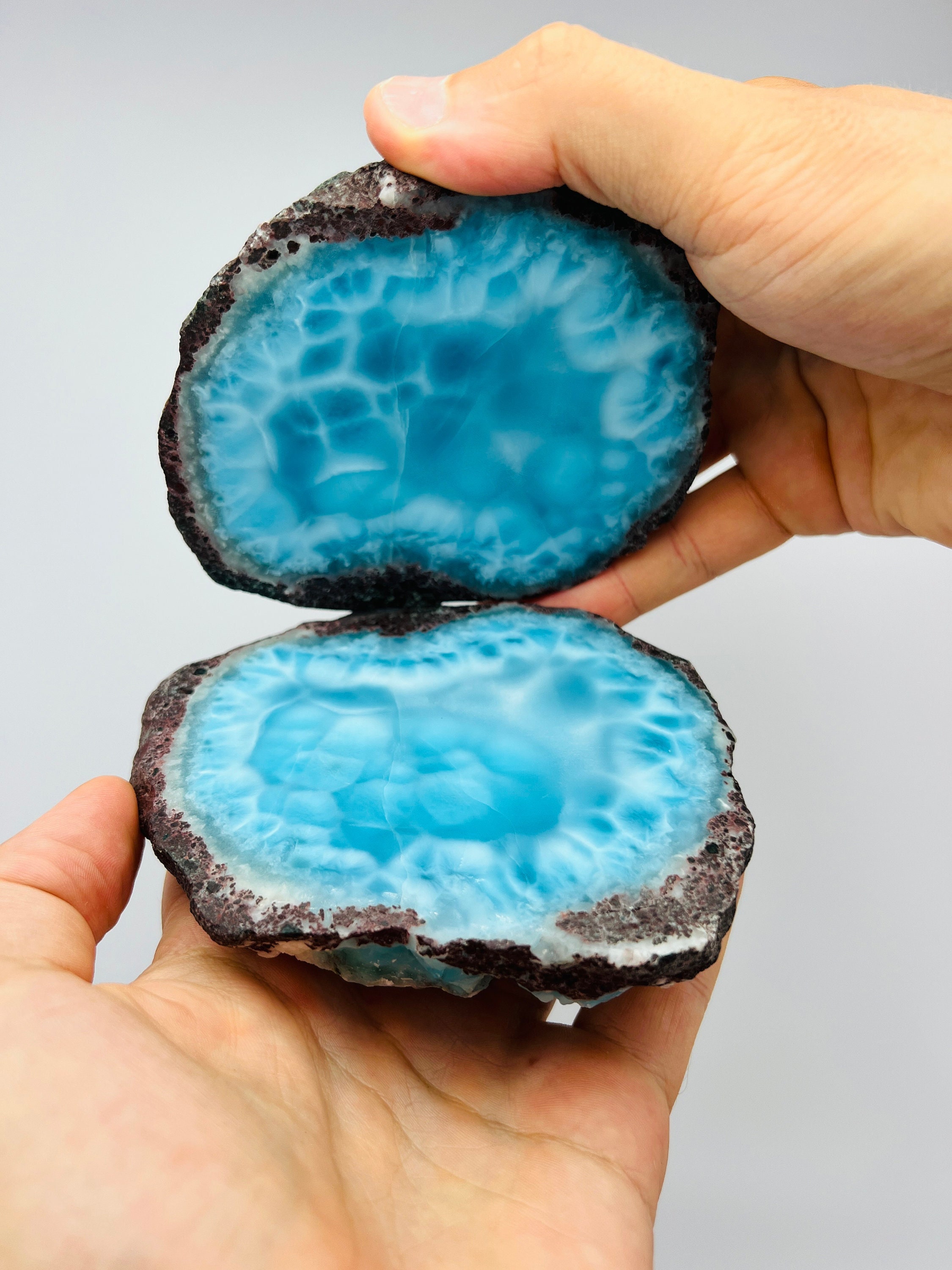 Big Rare Super Blue Larimar Geode,Larimar Sphere,AAA Larimar,Meditation stone,Natural Larimar,Healing stone,Dominican Larimar,Raw Larimar