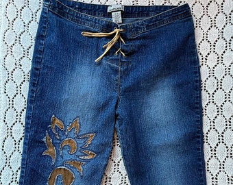 Vintage Y2K ‘Request’ Lace-Up Stonewashed Tribal Cut Out Denim Capris | Size 11/12