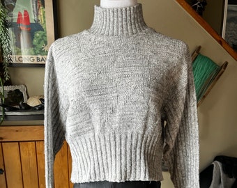 Vintage 90s Marled Grey Wide Cropped Mockneck Knit Sweater / Retro 1990s Light Grey Ribbed Knit High Neck Cropped Jumper / Karuba Street