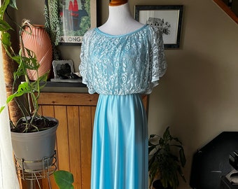 Vestido blusón de encaje azul bebé Carla Jane vintage de los años 70 / Talla pequeña - Talla mediana