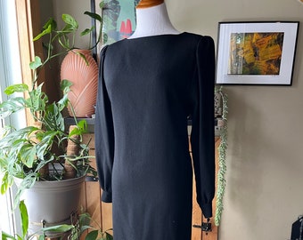 Vintage 80s Elegant Pure Wool Black Shift Dress / Retro 1980s Long Sleeve Short Dress with Faux Pearl Buttons / Rouie / Size 4