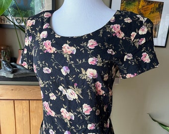Vintage 90s ‘Patsy’s Place’ Black Floral Rayon Mini Dress | Size Small