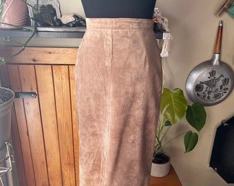 Vintage 80s Light Brown Suede High Waisted Pencil Skirt / Retro 1980s Genuine Leather Suede Western Pin-Up Style Skirt / Bagatelle / Small