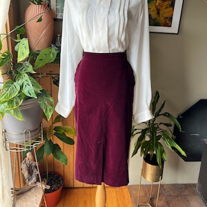 Maroon skirt 70s 2025
