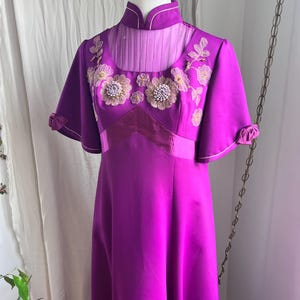 70s inspired formal dress Vintage 70s prom dresses were a feminine fusion of bohemian & chic