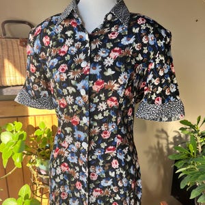 Vintage 80s 90s Calico Floral Crinkle Rayon Front Button Midi Dress / Retro 1980s Collared Tie Back Cottagecore Grunge Dress / Medium