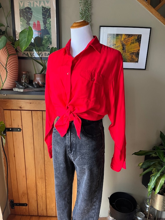 Vintage 90s Vibrant Red Button-Up Rayon Shirt / Re