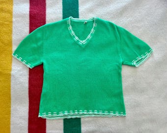 Maglietta vintage anni '70 in maglia verde con scollo a V e stile mod / Taglia piccola