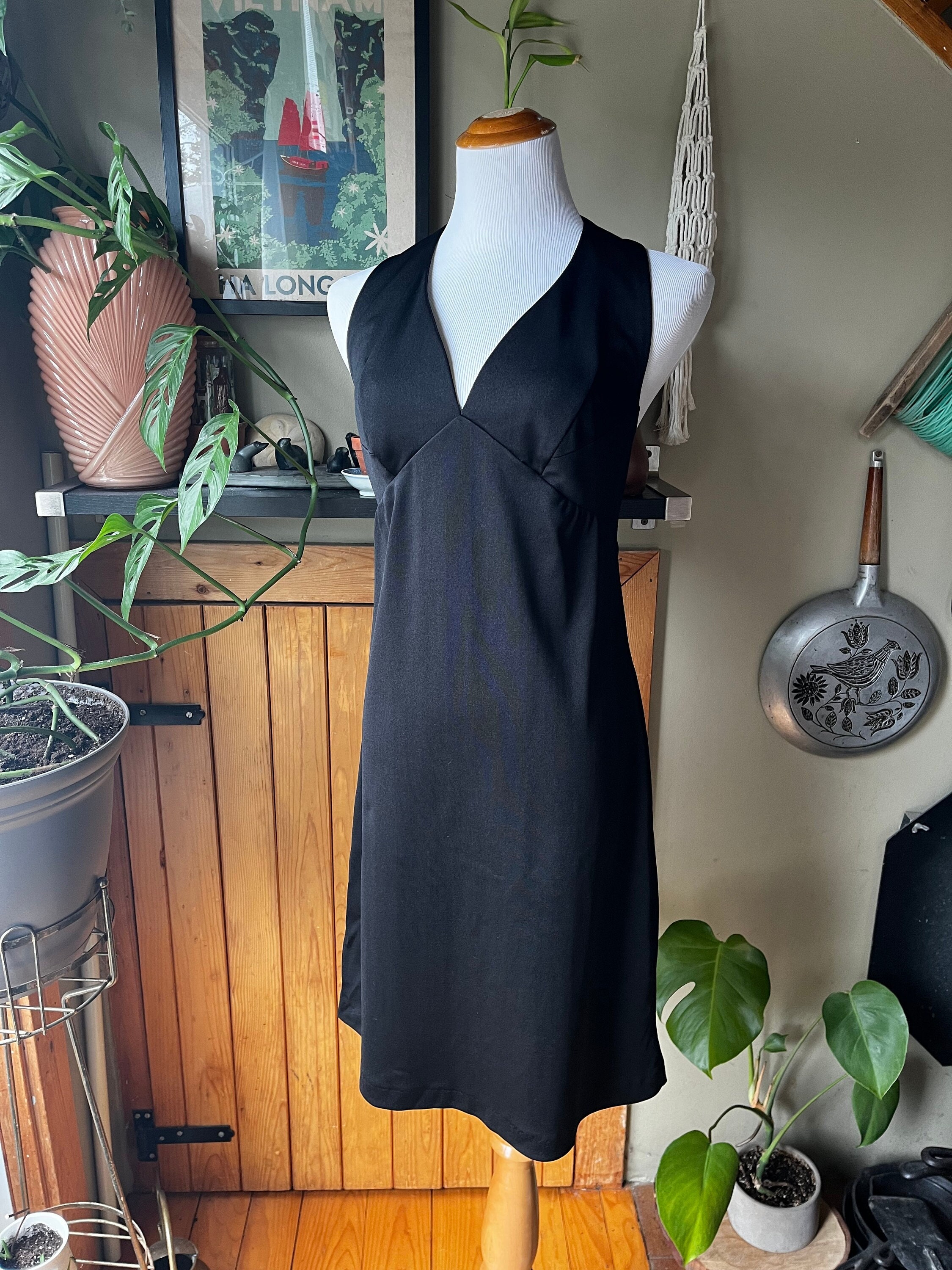 Vintage 70s 'Miss Sun Valley' Knee Length Black Halter | Size Small