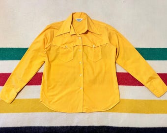Vintage 70s Sunflower Yellow Dagger Collar Western Style Shirt | Large - XL