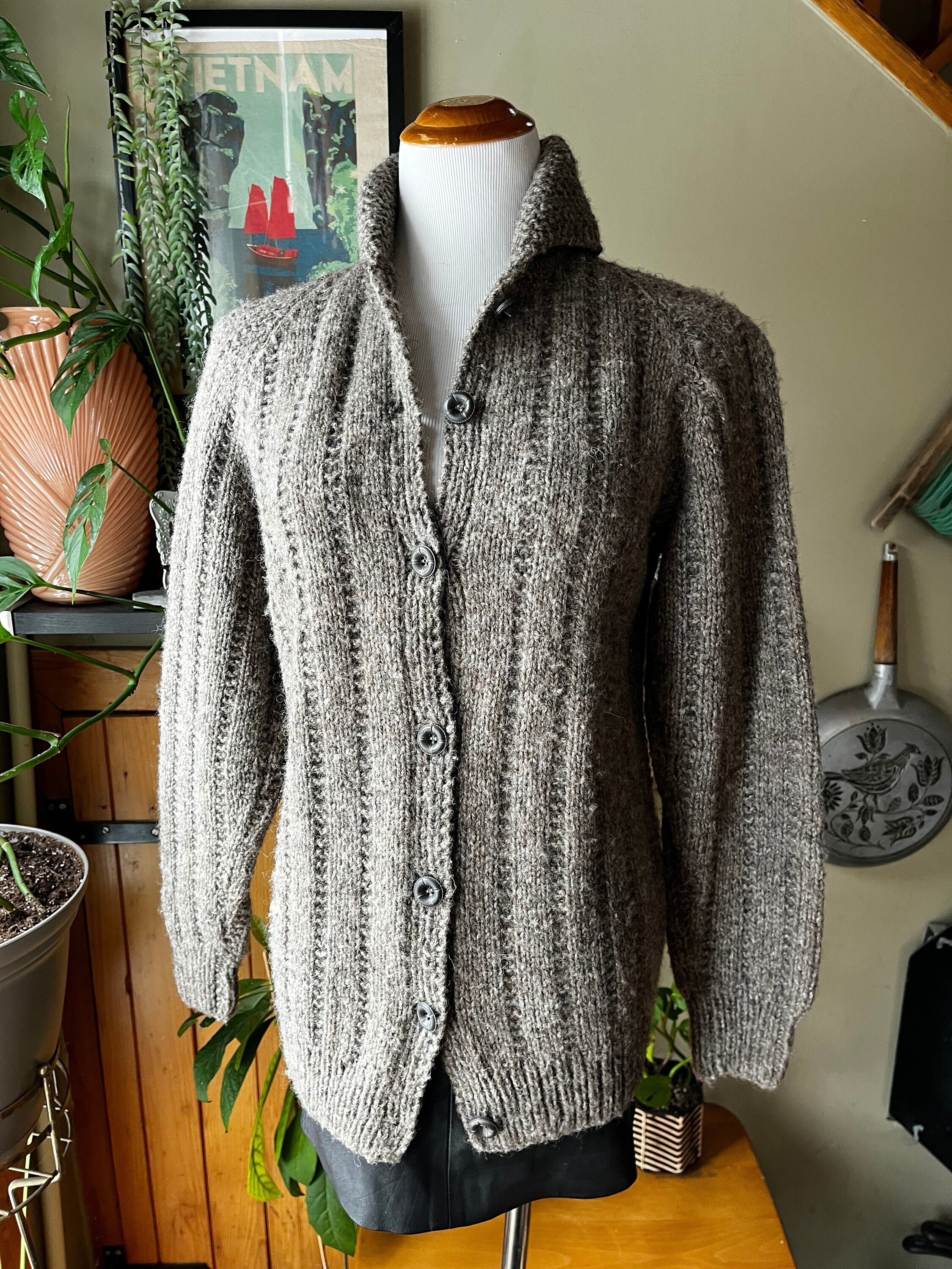 Vintage 60s Brown-Grey Marled Wool Curling Sweater / Retro 1960s 