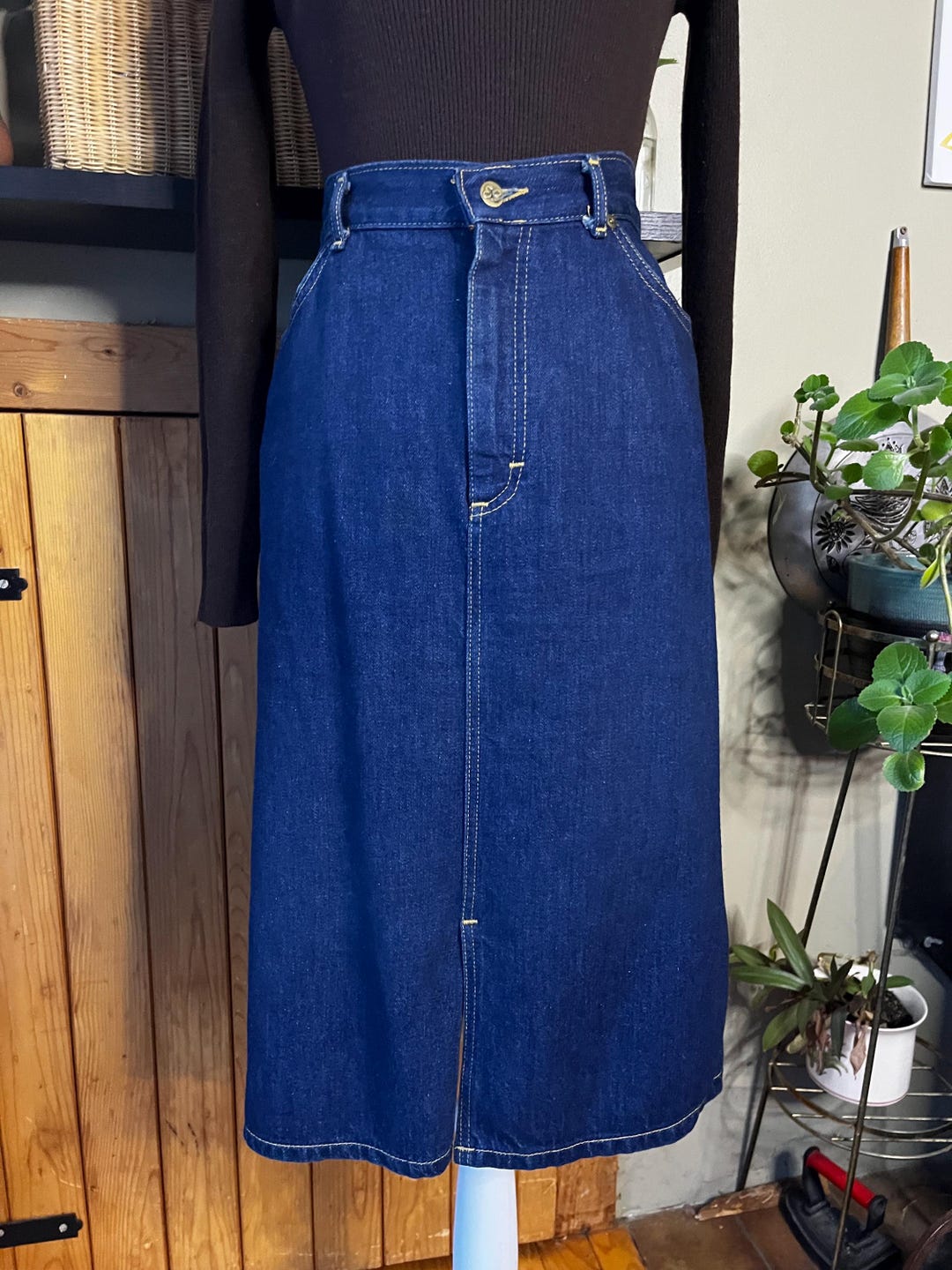 Vintage 70s 'eddie Bauer' Dark Wash Denim Midi Skirt | 29” Waist