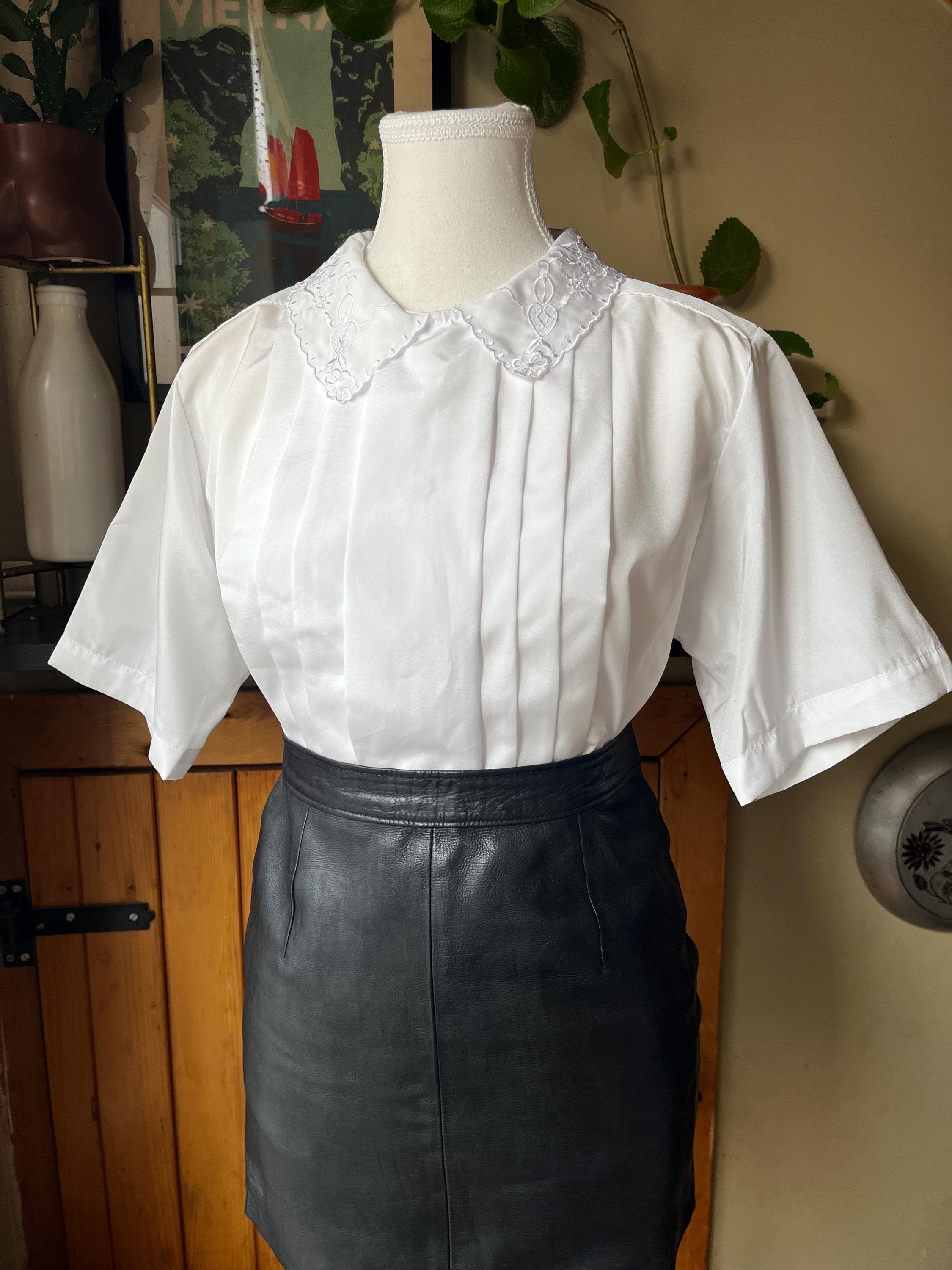 Vintage 80s Bright White Embroidered Collar Pleated Short Sleeve Blouse / Retro 1980s Grandma Shoulder Padded Top / Lady Collins / Med-Large