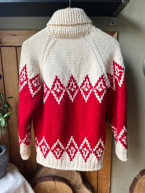 Vintage 60s 70s Red & Cream Mary Maxim “icelandia” Knit Cardigan