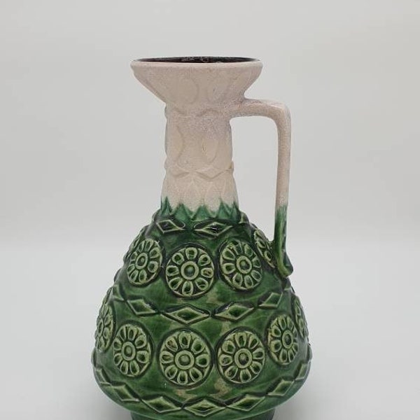 Bodo Mans Bay Keramik Mid Century West German Pottery 77-25 grün / weiß WGP Ceramics Vase