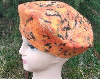 Béret en laine mérinos feutrée pour femme orange. chapeau en feutre nuno. chapeau feutré chaud. Cadeau de Noël.