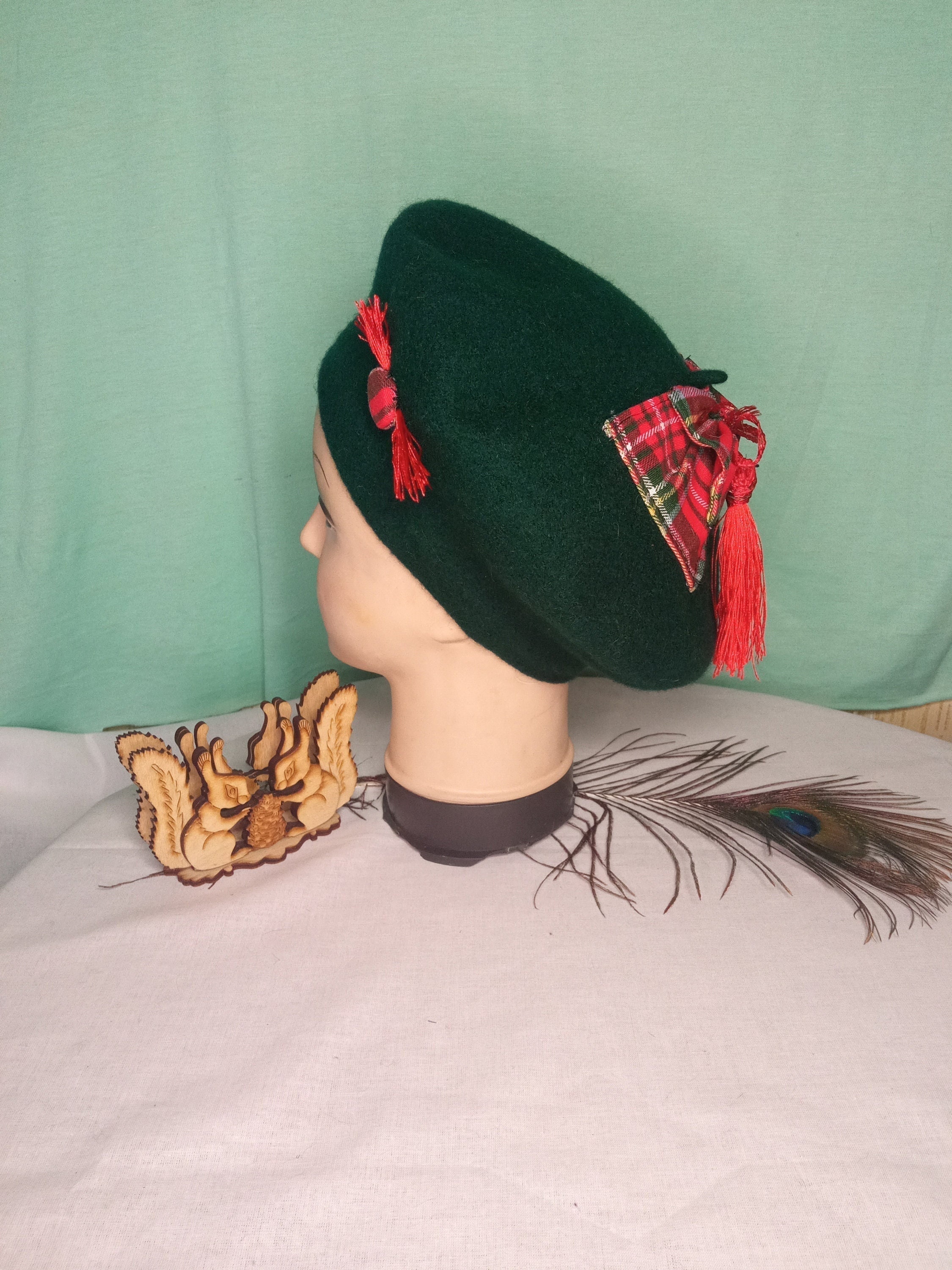 Beret Womens Spring Green With Bow 
