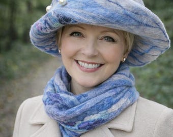 Wet Felted Merino Wool Cloche Hat, Blue Beret with Cotton Lining, Handmade (58-62cm)