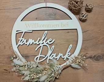 Familienschild - Türschild mit Trockenblumen, Haustür, Türkranz, perfektes Einzugsgeschenk Einweihungsparty, Willkommensschild, Namensschild