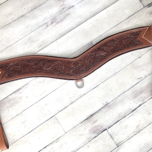 Floral Tooled Tripping Collar