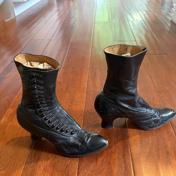 Antique Women's Button Boots - image 3