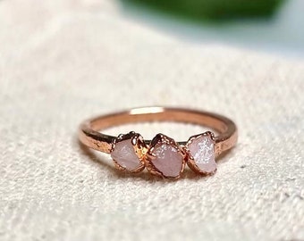 Raw rose quartz ring | rose quartz ring | triple rose quartz ring | triple stone ring | raw gemstone ring | raw crystal ring | copper ring