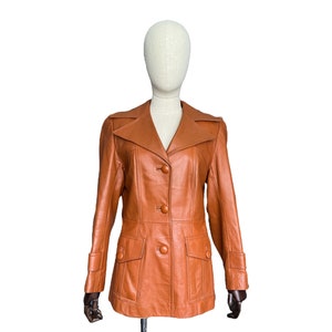 Veste en cuir souple marron cognac vintage des années 80.