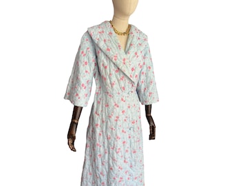 Vintage 60s nylon quilted floral pattern blue and purole ladies robe, loungewear.