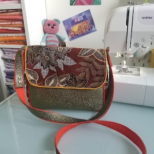 Handbag with shoulder strap - Unique model - Handmade in France (22 x 17 cm)