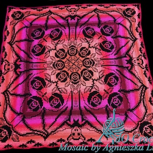 Bats &#39;n Roses, A subtle Halloween throw