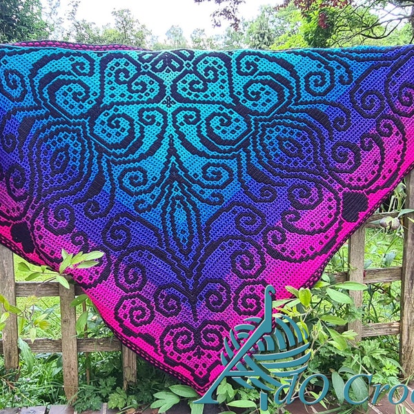 Curlz, triangle shawl and square throw a digital pattern in English