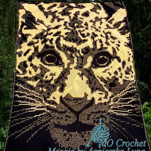 Leopard up and close, digital pattern for overlay mosaic and interlocking filet crochet