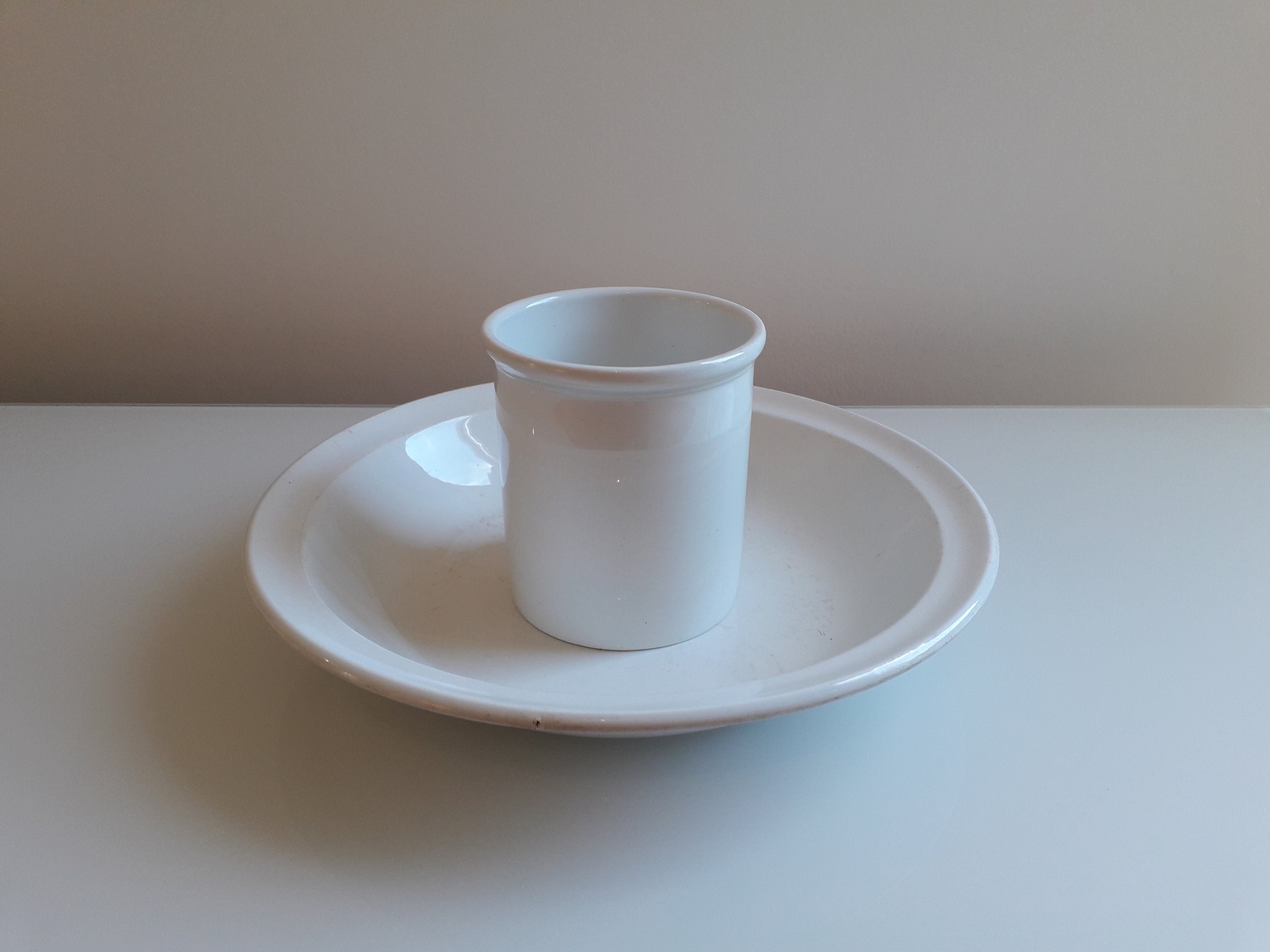 Plat et Pot en Porcelaine Fine Opaque de Luneville