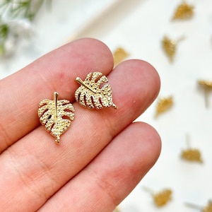 10 Stück 18K Echtvergoldet Monstera Blatt mit 925 Sterling Silber Ohrstecker | Ohrring Zubehör | Hypoallergen DIY Ohrringe