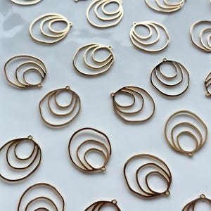 10pcs 18K Gold Plated Brass Organic Triple Circle Pendant | Nickel Free