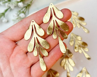 10pcs Textured Brass 7-Leaf Charm | Earring Findings | Hypoallergenic Earrings