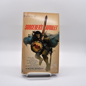 Sorcerer&#39;s Amulet - Michael Moorcock - 1968 Lancer Paperback
