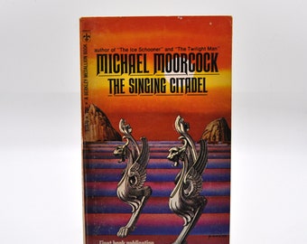 The Singing Citadel - Michael Moorcock - 1971 Berkley Paperback
