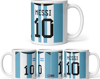 Icons - Lionel Messi 2023 World Cup Style Argentinien Thema personalisierte Fußball Shirt Home 11oz Becher Geschenk