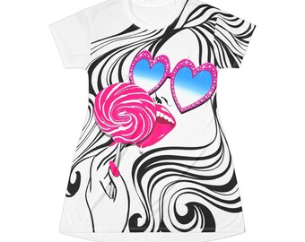 Galmour Girl - Robe t-shirt imprimée sur l'ensemble