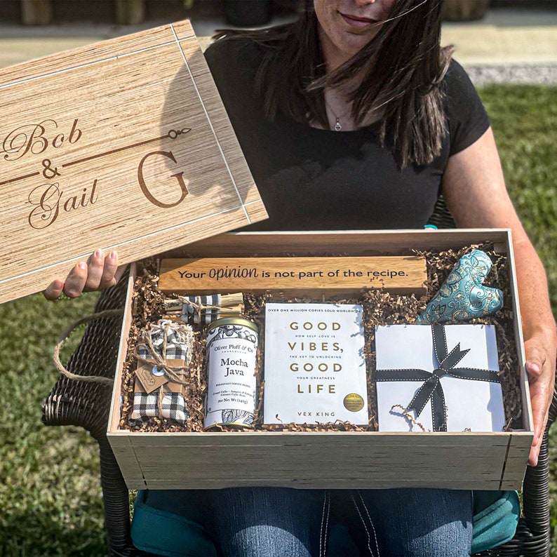 Unique Personalized Gift Box, Mother's Day Gift Box, Empty Gift Box, Keepsake Box 12x9x6 image 10