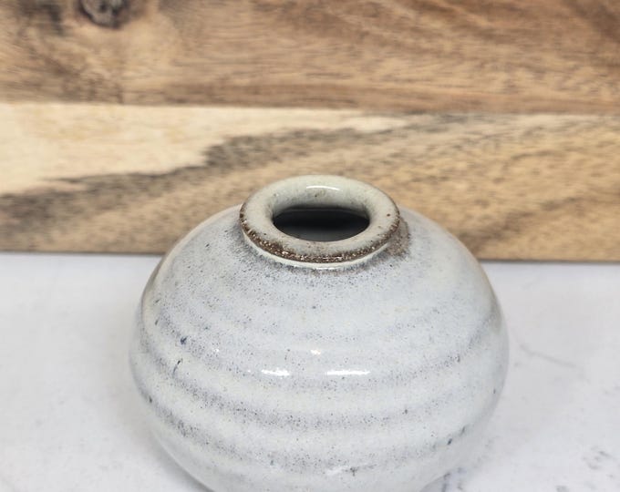 Vintage Hand Thrown Clay Studio Art Pottery Vase White Glaze Signed 2.5 ...