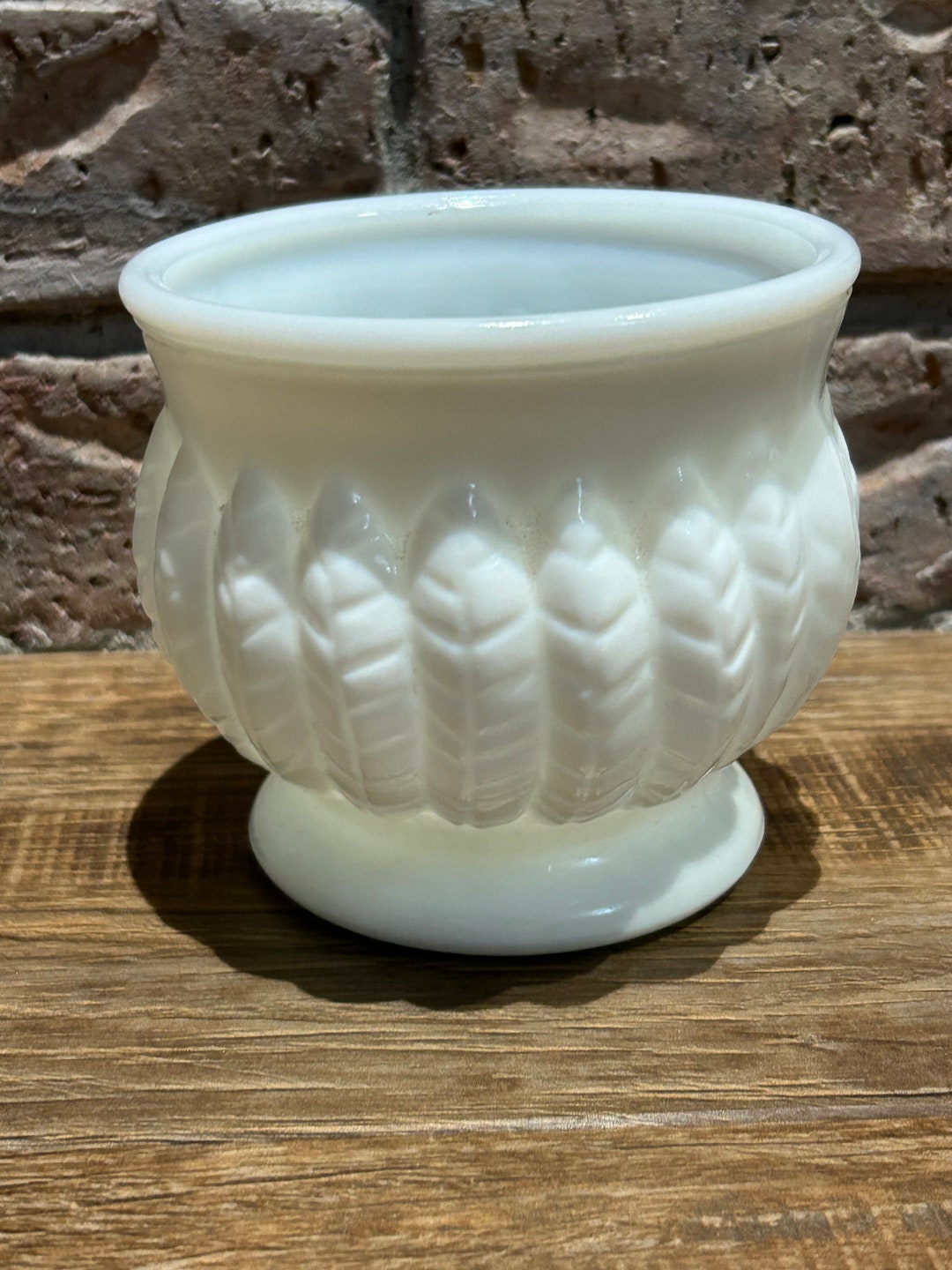Vintage Randall White Milk Glass Flower Vase/planter Feather/wheat